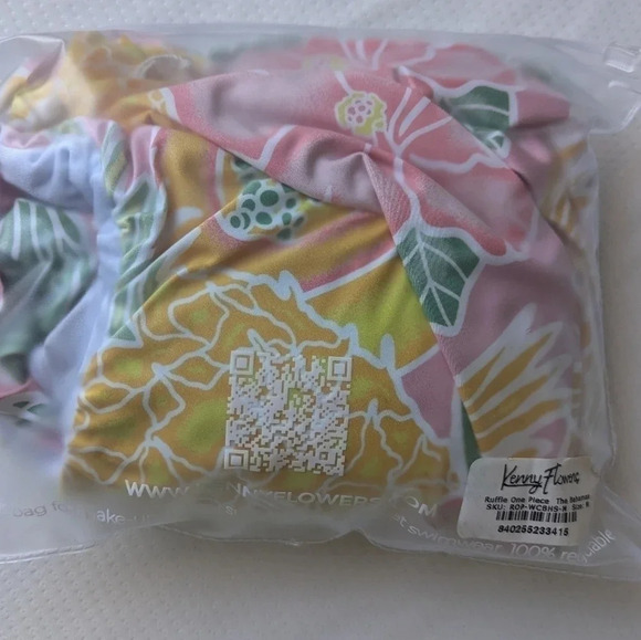NWT Kenny Flowers Bahamas Floral Ruffle One Piece Medium Pink Orange Yellow - Picture 6 of 8